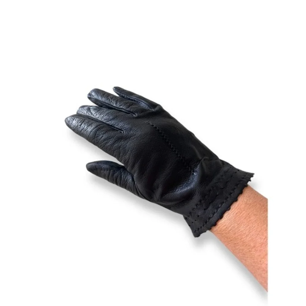 Vintage Detailed Cutout Above Wrist Black Driving Gloves 1960’s Ruffle